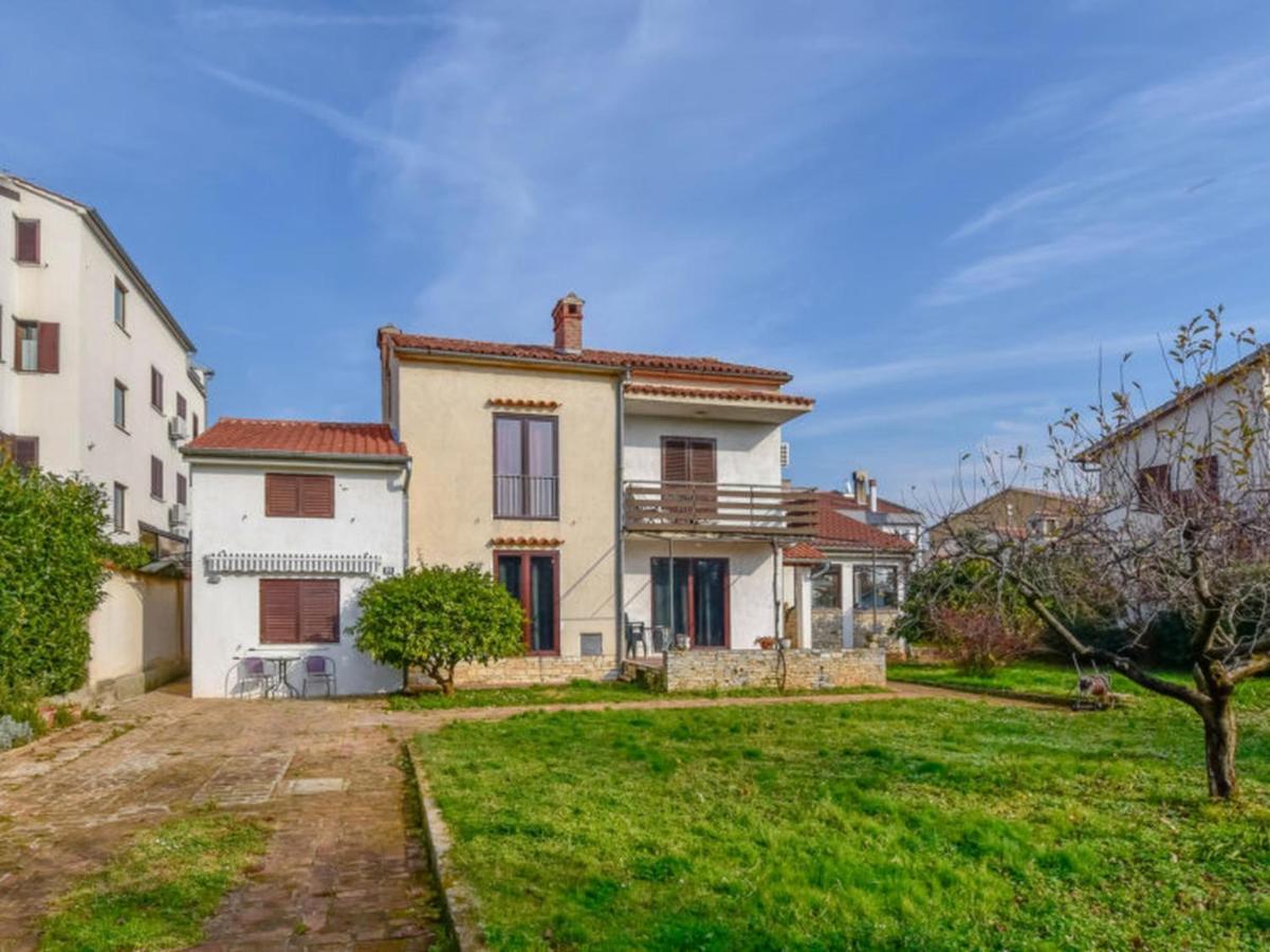 Studios Barre With Jacuzzi Rovinj Exterior photo